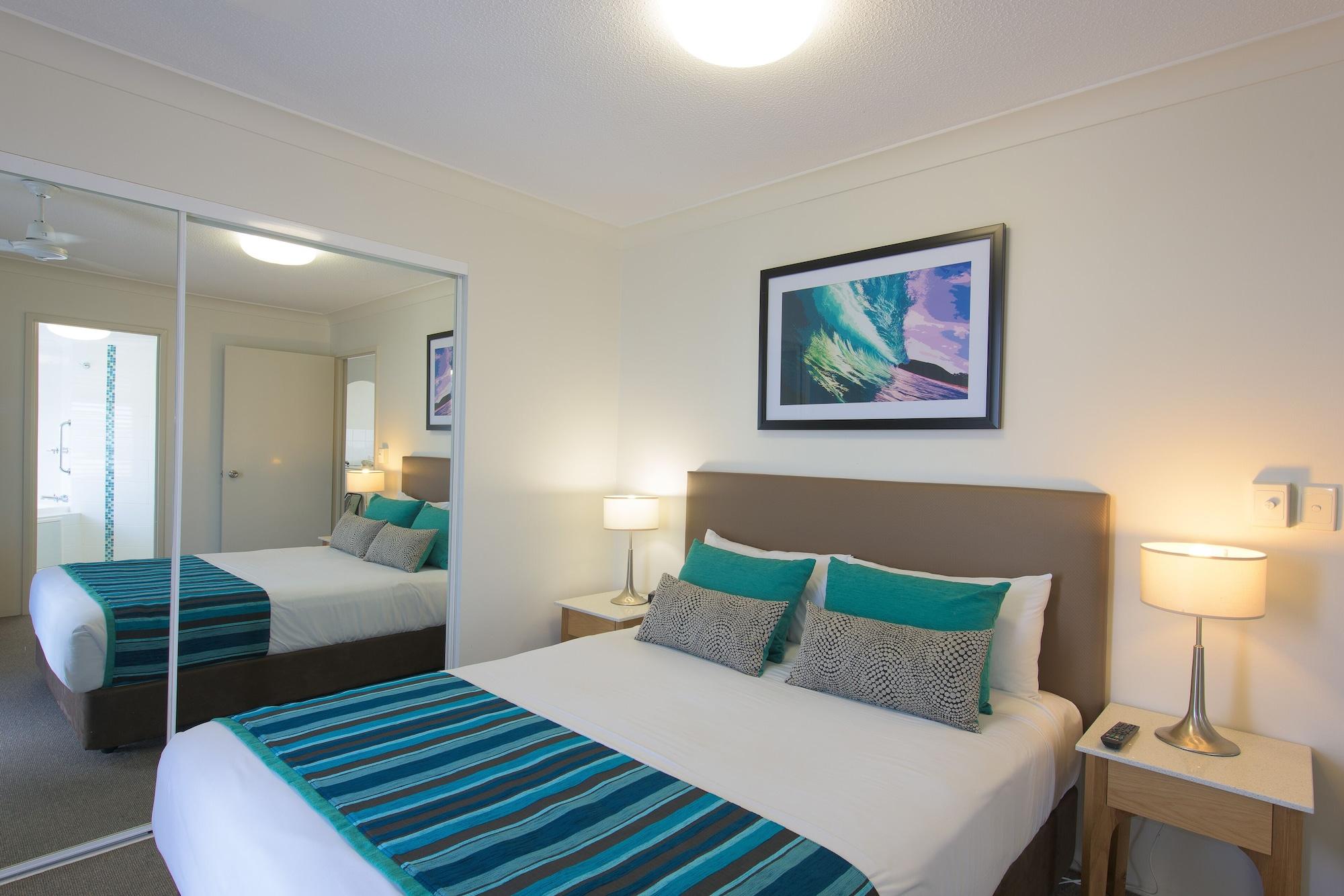 Beachcomber International Resort Coolangatta Exterior photo