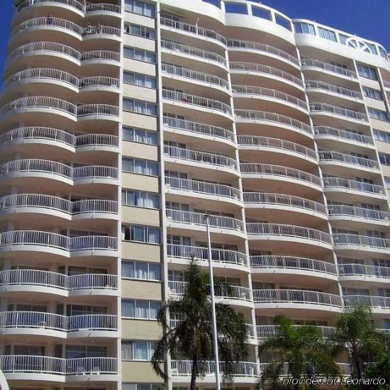 Beachcomber International Resort Coolangatta Exterior photo