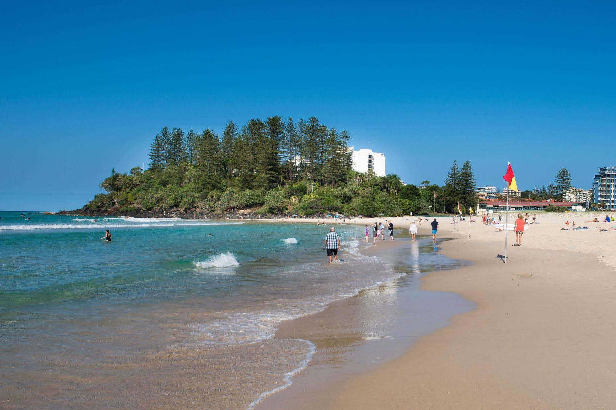 Beachcomber International Resort Coolangatta Exterior photo